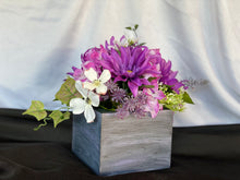 Load image into Gallery viewer, Purple Posies