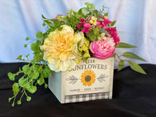 Load image into Gallery viewer, Weathered Sunflowers